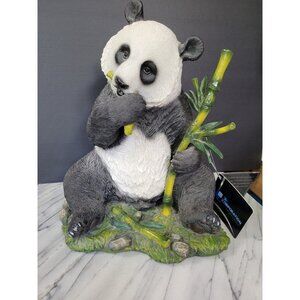 DWK‎ Corporation World Of Wonders Giant Panda Figurine Statue 1 Of 5000 Tags